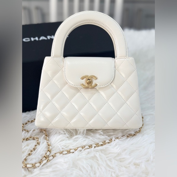 CHANEL White Kelly Bag - Picture 2 of 9